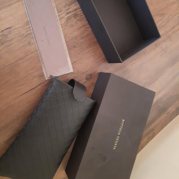 Bottega Veneta Glasses - Picture 4 of 11